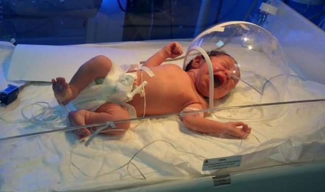 Adıyaman'da yeni yılın ilk bebeği Elif Neva oldu