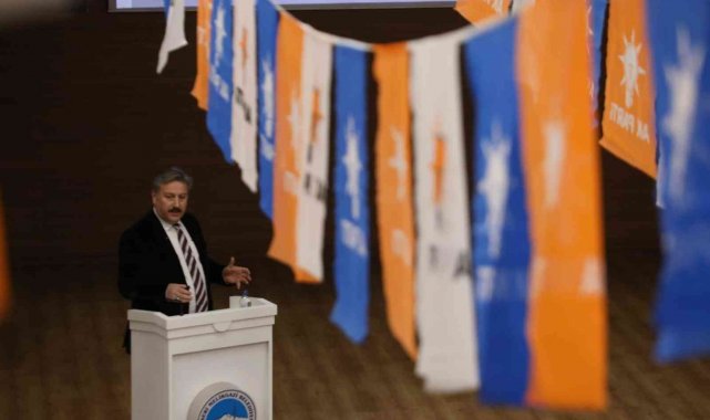 AK Parti'den Melikgazi'nin 2021 yılı hizmetlerine büyük alkış