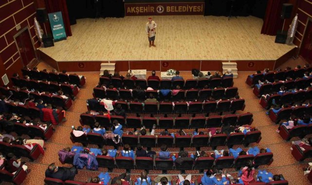 Akşehir'de çocuklar için masal etkinliği