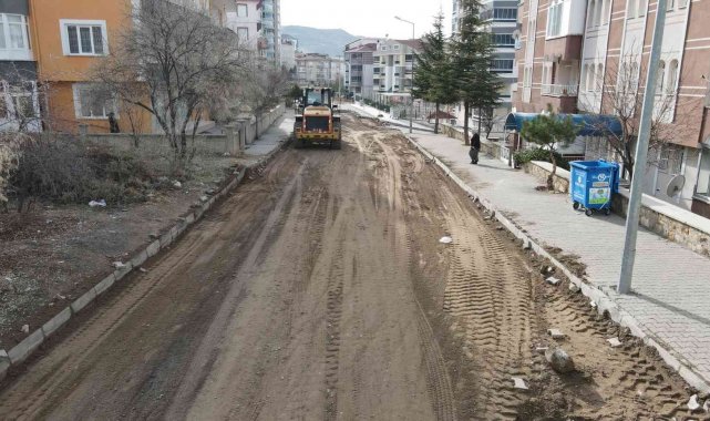 Alt yapı çalışmaları devam ediyor