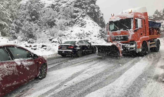 Antalya-Konya karayolunda ağır tonajlı araçların geçişine izin verilmiyor
