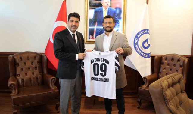 Aydınspor'dan Rektör Aldemir'e 'forma' jesti