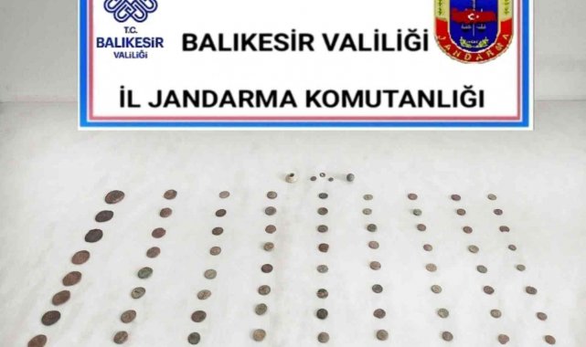 Ayvalık'ta jandarmadan tarihi eser operasyonu