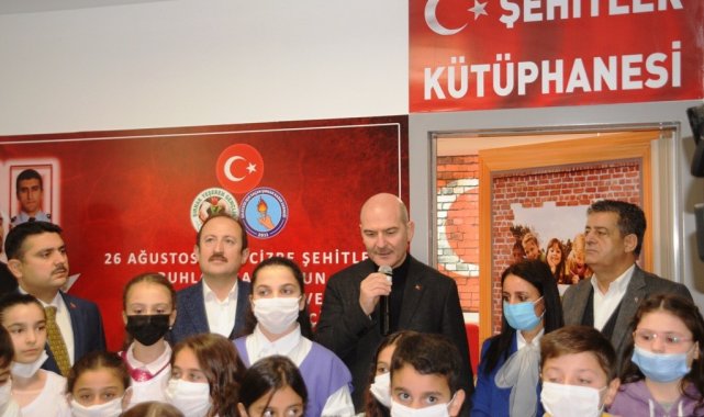 Bakan Soylu, Cizre'de şehit polisler adına kurulan kütüphanenin açılışını gerçekleştirdi