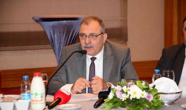 Başkan Eskiyörük: "Belediyeler kar amacı gütmeden tanzim satış ofisi kursun"