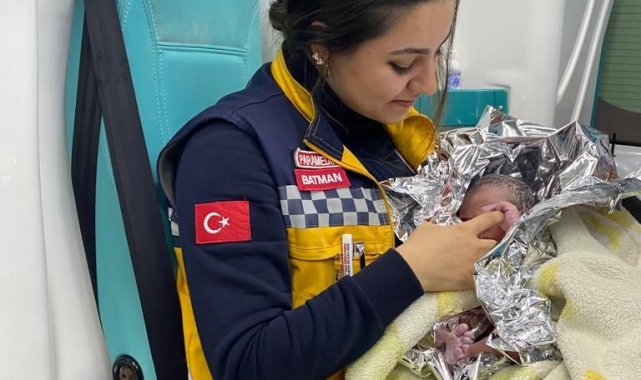 Batman'da ambulansta doğan bebeğe 'Recep Tayyip' adı verildi