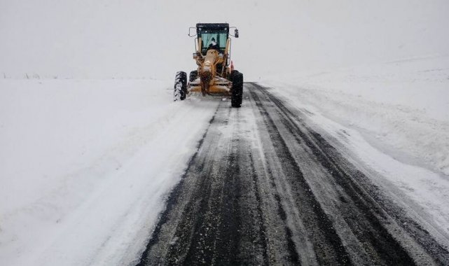 Bünyan'da yol çalışmaları devam ediyor