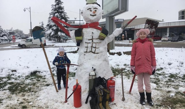 Bursa'da kardan itfaiyeye yoğun ilgi