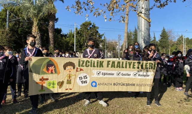 Büyükşehir izcileri müzeleri gezdi
