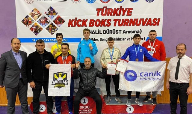 Canik sporcuları Samsun'un gururu oldu