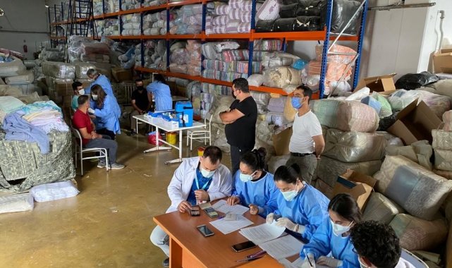 Denizli'de mobil aşı ekipleri 204 bin 783 korona virüs aşısı yaptı