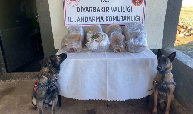 Diyarbakır'da otobüsün bagajında taşınan mini buzdolabında 28 kilogram esrar çıktı