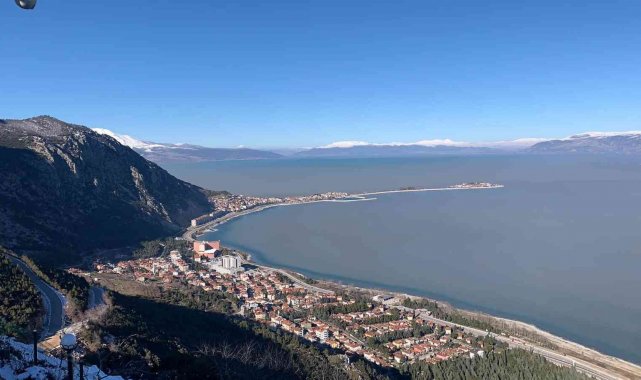 Eğirdir'de 3.2 büyüklüğünde deprem