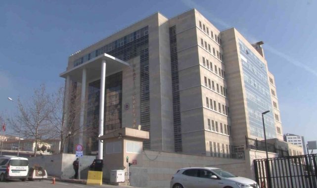 Elazığ'da iş yerinden hırsızlık yapan 2 şüpheli yakalandı
