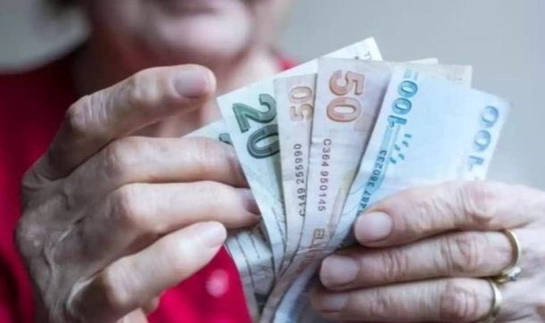En az maaş alan emekliye bin lira fark! 