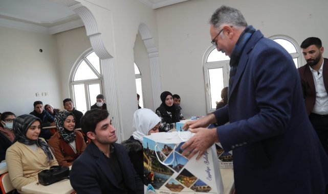 Eyyübiye'de öğrencilere eğitim seti