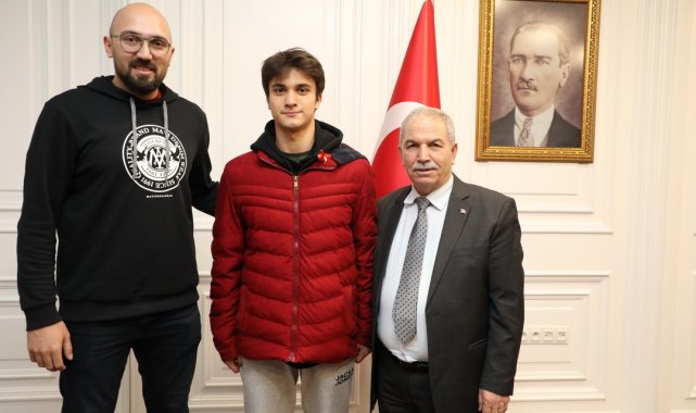 Fenerbahçe, İlkadım Belediyespor altyapısında yetişen Hasan Abdullah Sarıkaya'yı renklerine bağladı