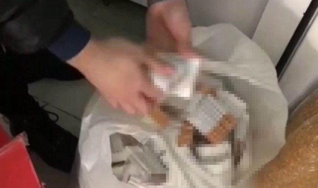 Gaziantep'te 16 bin adet makaron ve 8 kilo nargile tütünü ele geçirildi