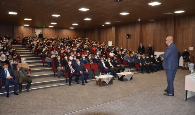 Genel Müdür Keleşer ve Rektör Öztürk Emet'te öğrencilerle bir araya geldi