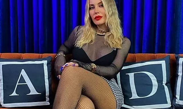 Hande Sarıoğlu: ''Her yer meme dolu zaten''