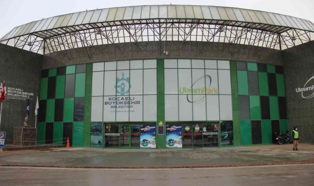 İstanbul'a girişler yasaklanınca otogarda yoğunluk