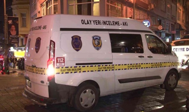 Kadıköy'de rehine krizi: Kocasını bıçakladı kızını rehin aldı