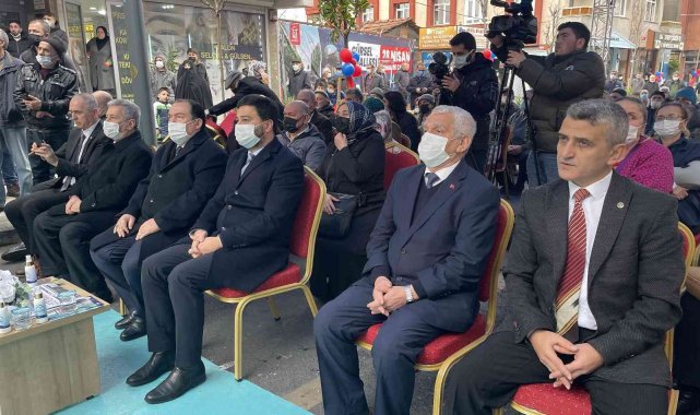 Kağıthane'nin yeni tematik caddesi '28 Nisan' açıldı