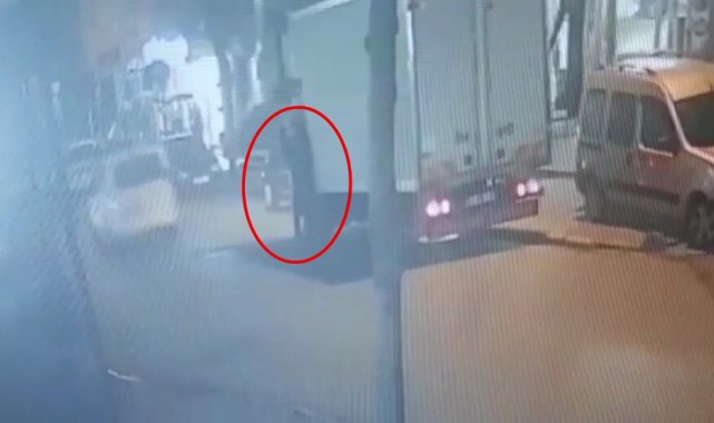 Kamyonetten çaldığı kredi kartıyla 'temassız' alışveriş yaptı