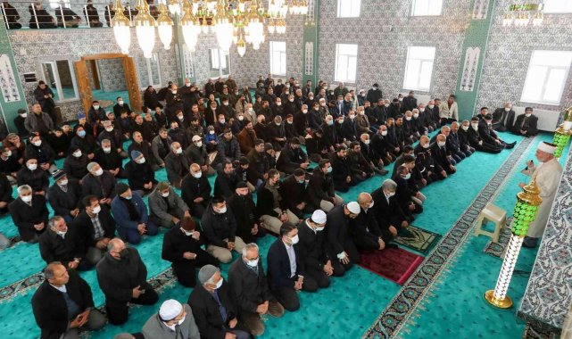 Karagündüz Mahallesi'nde bin 500 kişilik cami ibadete açıldı