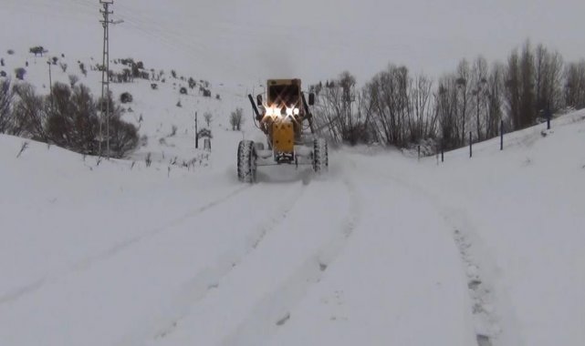 Kırıkkale'de kar esareti sürüyor: 113 köy yolu ulaşıma kapandı