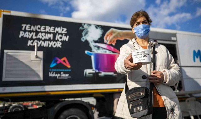 Mobil mutfak tırı Anamur'da