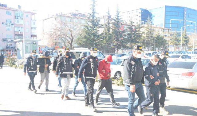 Niğde'de uyuşturucu operasyonu: 4 gözaltı