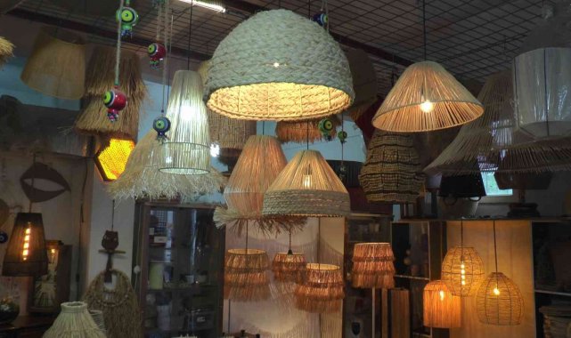 Pendik'te iple örülen dekoratif ürünler sanat eserine dönüşüyor