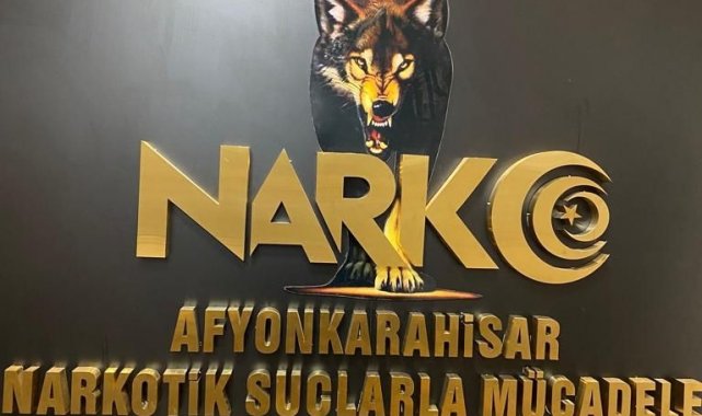 Polisin sokak satıcılarına düzenlediği operasyonda 1 kişi tutuklandı