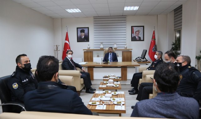 "2022 yılı güven ve huzur şehri Kütahya'ya sağlık, bereket ve huzur getirsin"