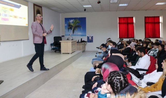 Şaphane MYO'da "Eğitimde Motivasyon ve Stres Yönetimi" konulu seminer