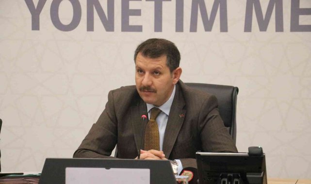 Sivas'ta yoğun kar yağışı, kriz merkezi toplandı
