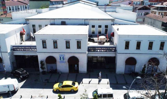 SUBÜ Turizm İşletmeciliği'ne tam akreditasyon