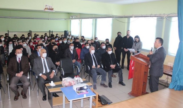 Torunları Aşık Şenlik'in izinde