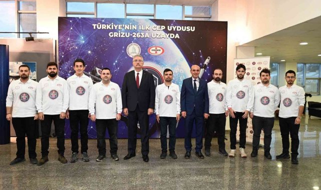 Türkiye'nin ilk cep uydusu Grizu-263A, uzaydaki görevine başladı