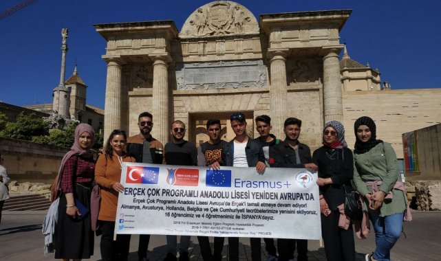 Vanlı lise öğrencileri İspanya'da staj yaptı