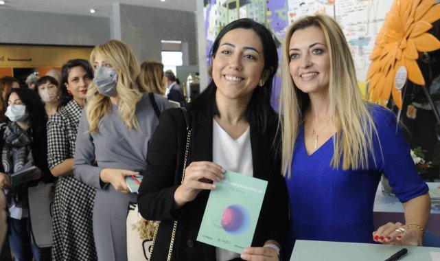 'Sınırları Aşan Kadınlar' kitabı raflarda yerini aldı