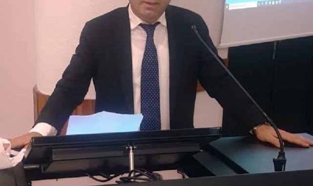 AK Parti'li Yarar: "Kimin belediyeyi yönettiği belli değil"