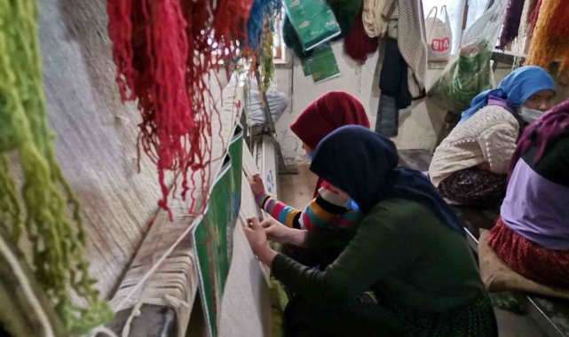 Anadolu motifli halılar yabancıların gözdesi
