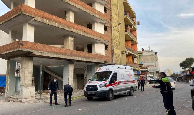 Aydın'da inşaat halindeki binadan yola düşen bir kişi ağır yaralandı