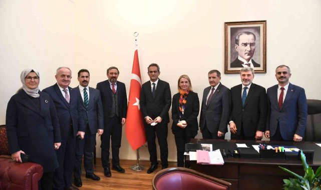 Başkan Aygün, Ankara'da temaslarda bulundu
