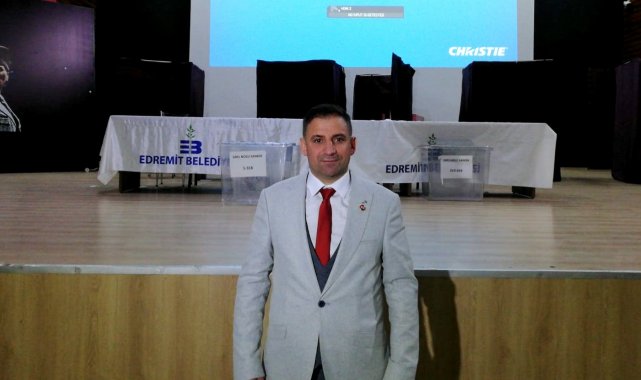 Edremit'te Terziler ve Tuhafiyeciler Odası'nda Yüksel Kaplan güven tazeledi.