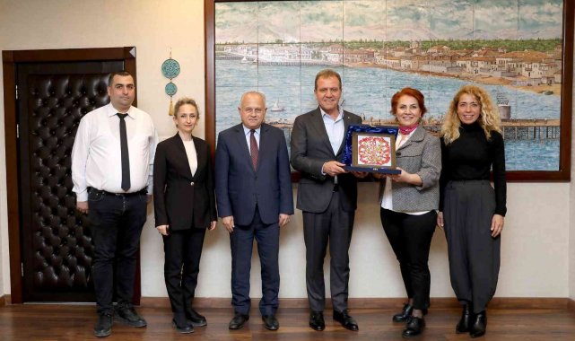 EMITT 2022'nin 'En iyi stant' ödülü Mersin Büyükşehir Belediyesinin