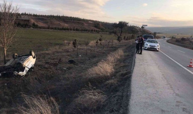 Eskişehir'de otomobil takla attı: 1 ölü, 1 yaralı