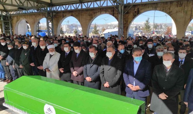 Gençlik ve Spor Müdürü Fikret Keleş'in acı kaybı